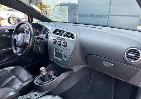 Seat Leon cena 18900 przebieg: 258900, rok produkcji 2008 z Lubniewice małe 154